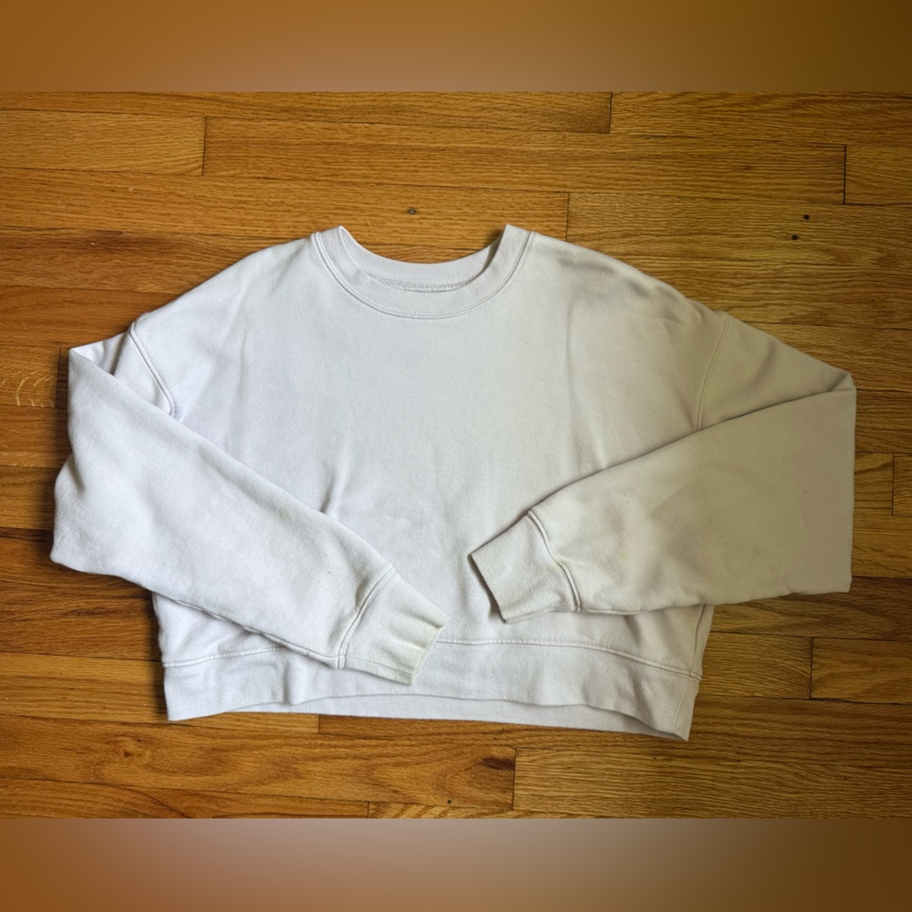 Girlfriend Collective Lilac Cropped Sweatshirt